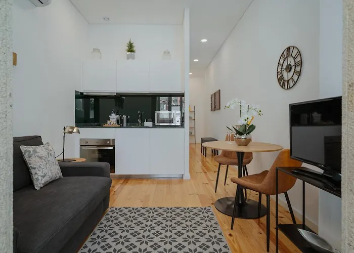 Exclusive Charm House *